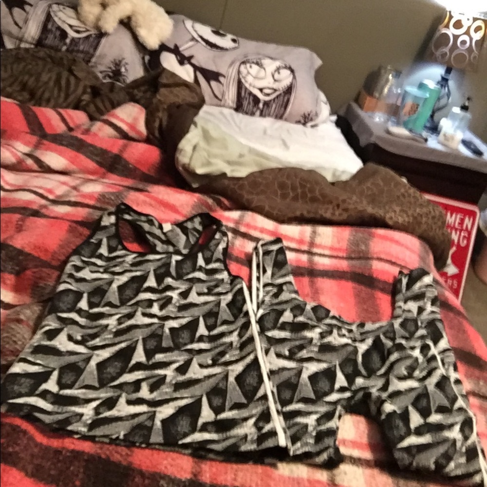 Leggings with matching shirt